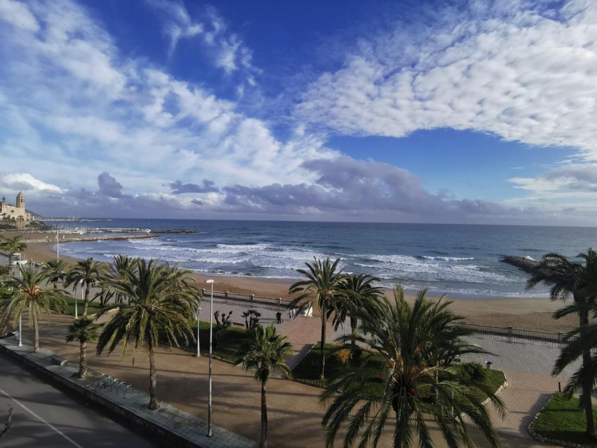 Apartaments Mare Nostrum Sitges Bagian luar foto